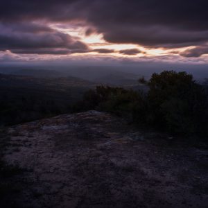 Sunset over megalong valley - Ben Pearse Photography